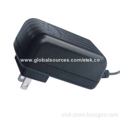 18W Switching Power Adapter, 2.8 to 24V Output Voltages and 47 to 63Hz Input Frequencies